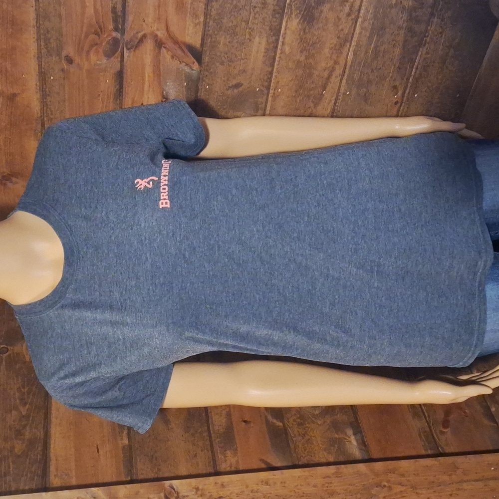 Ladies browning tee shirt size small